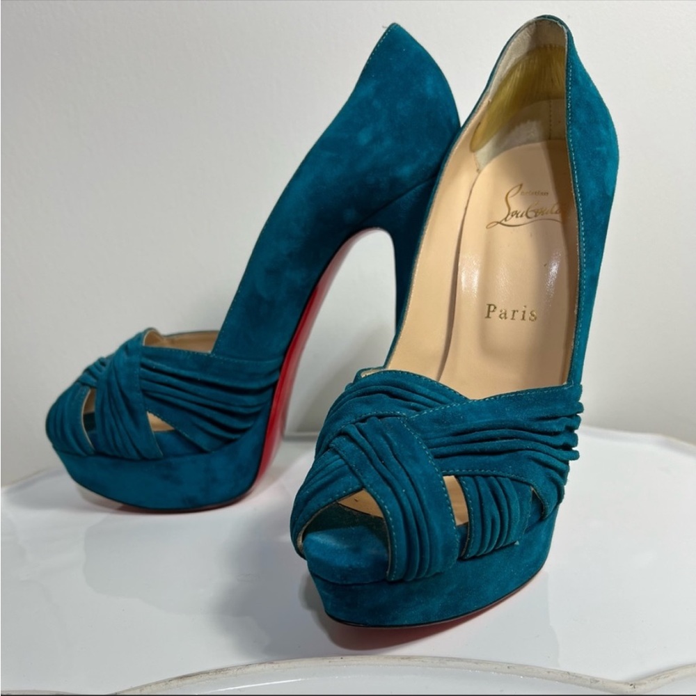 Torquoise Velvet Peep Toe LBs